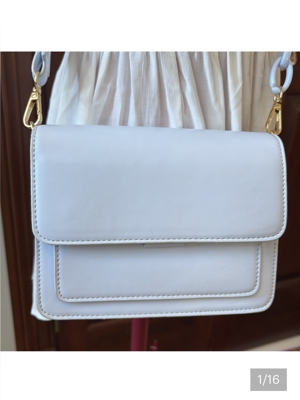 Accessorize Crossbody bag small Shoulder bag  wide strap/acrylic chain 3 Compart